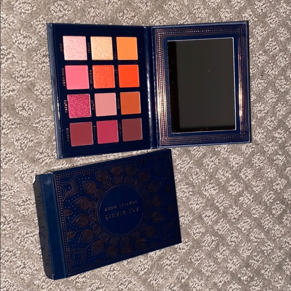 Brand new eyeshadow palette from ace beaute